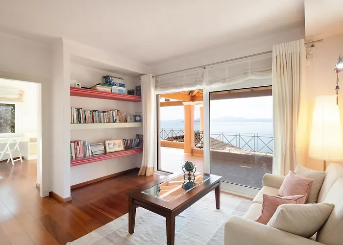Aphrodite Villa *