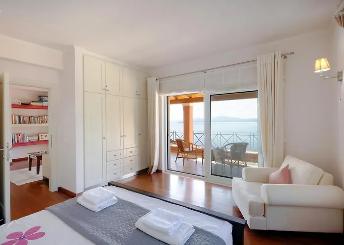 Aphrodite Villa